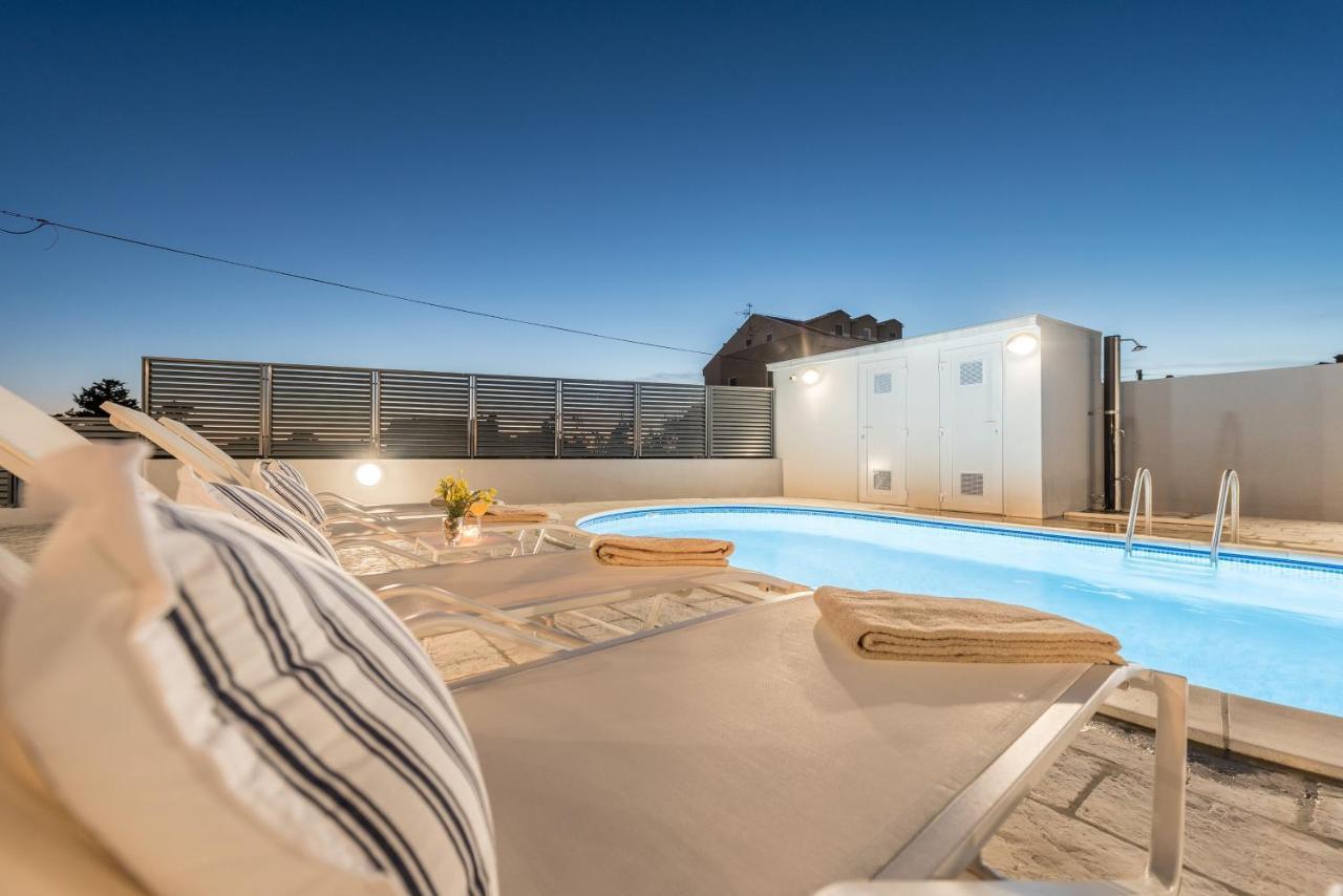 Villa Lena Luxury Apartments Novalja Kültér fotó