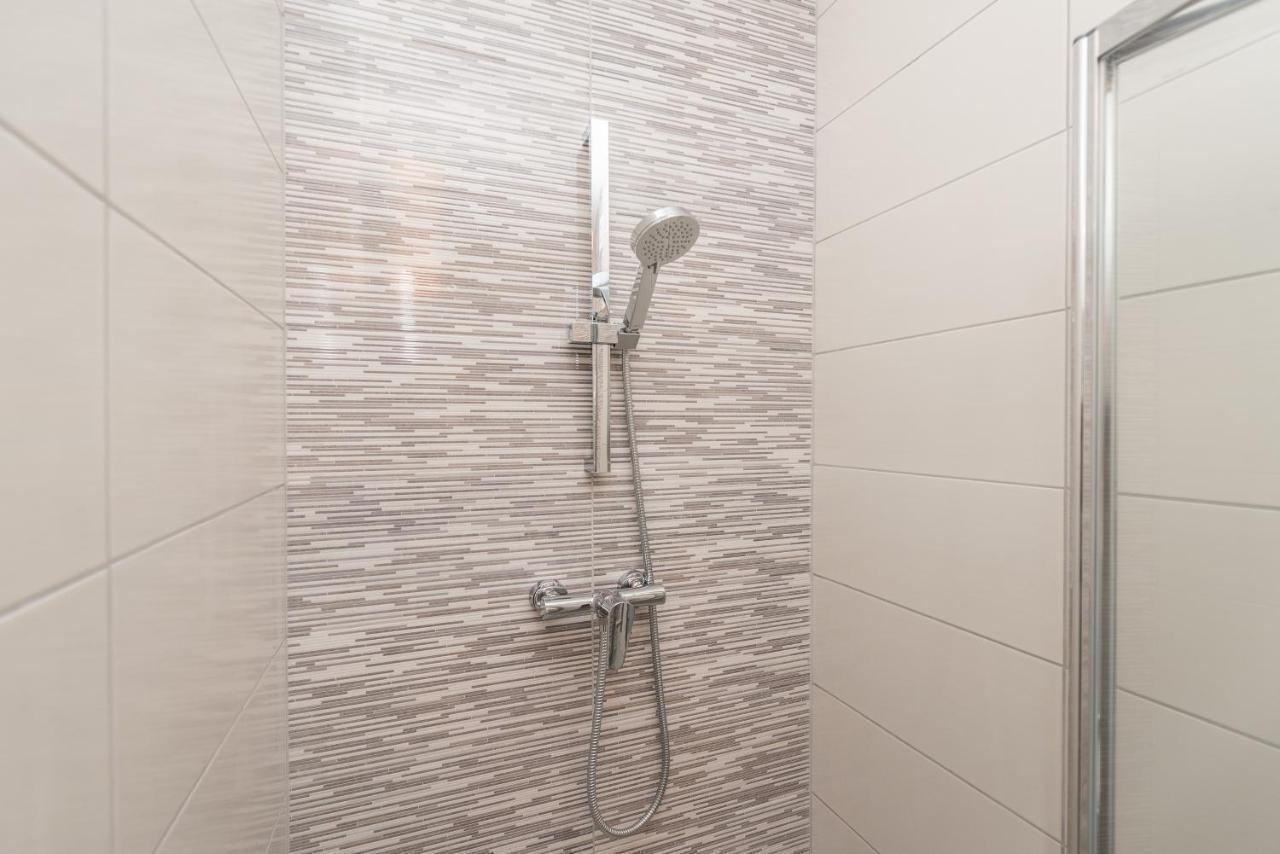 Villa Lena Luxury Apartments Novalja Kültér fotó