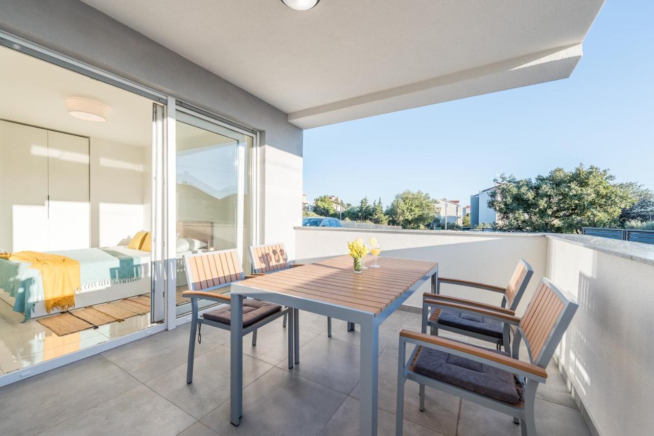Villa Lena Luxury Apartments Novalja Kültér fotó